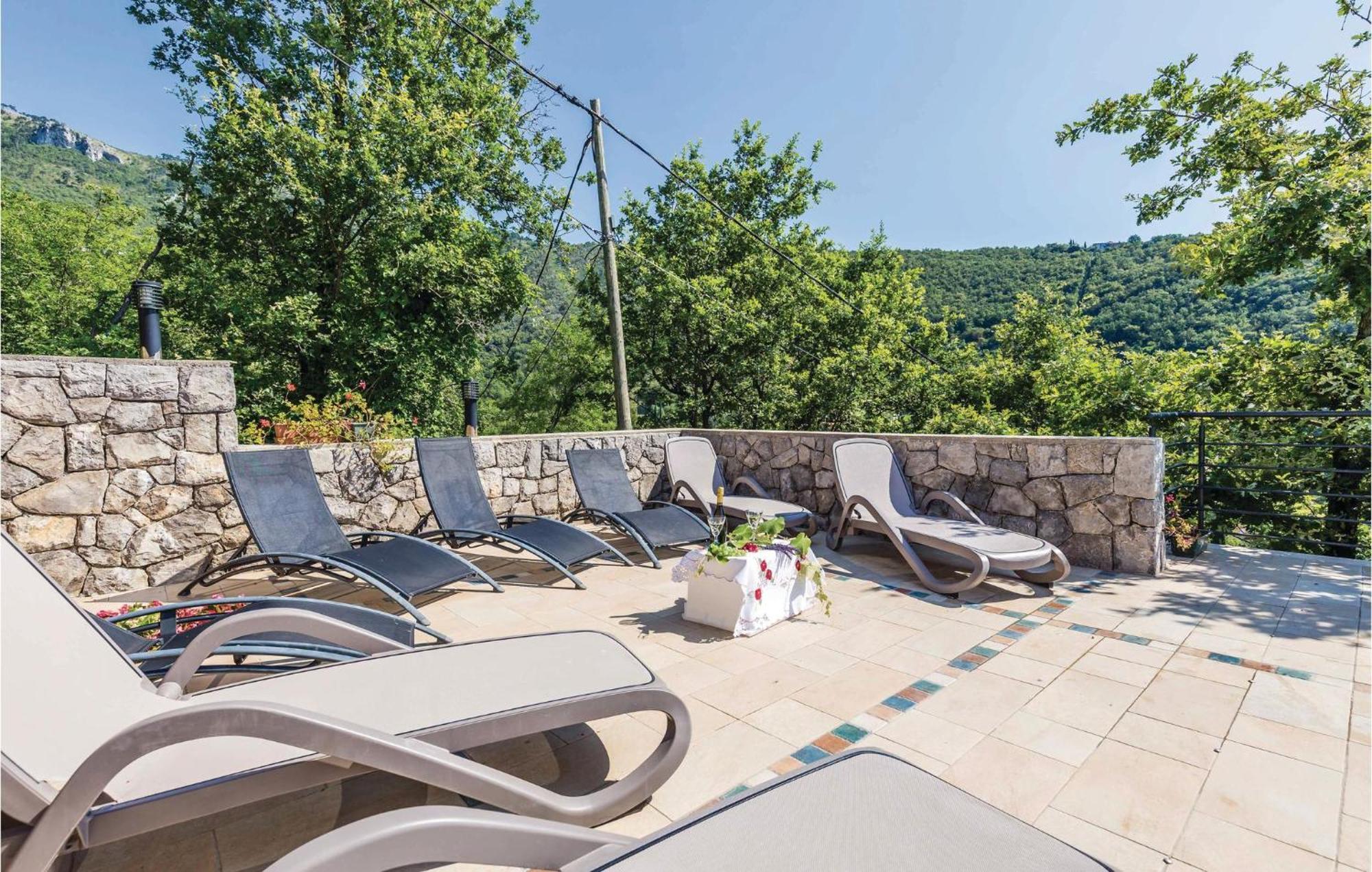 Stunning Apartment In Moscenicka Draga With Wifi Exterior photo